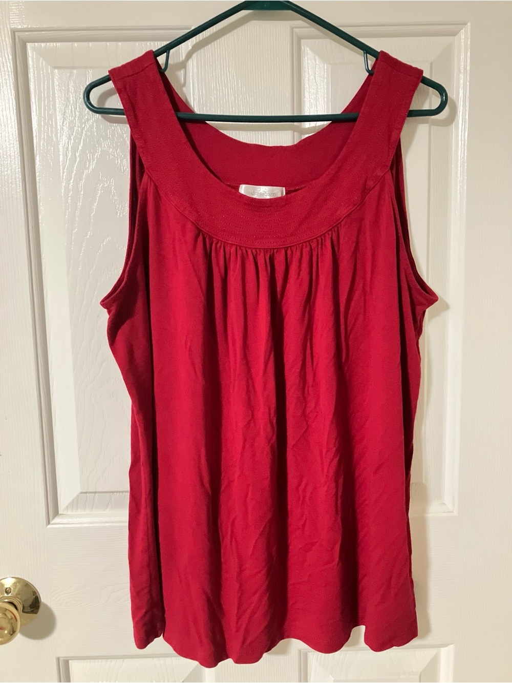 dressbarn Red Scoop Neck Sleeveless Tank